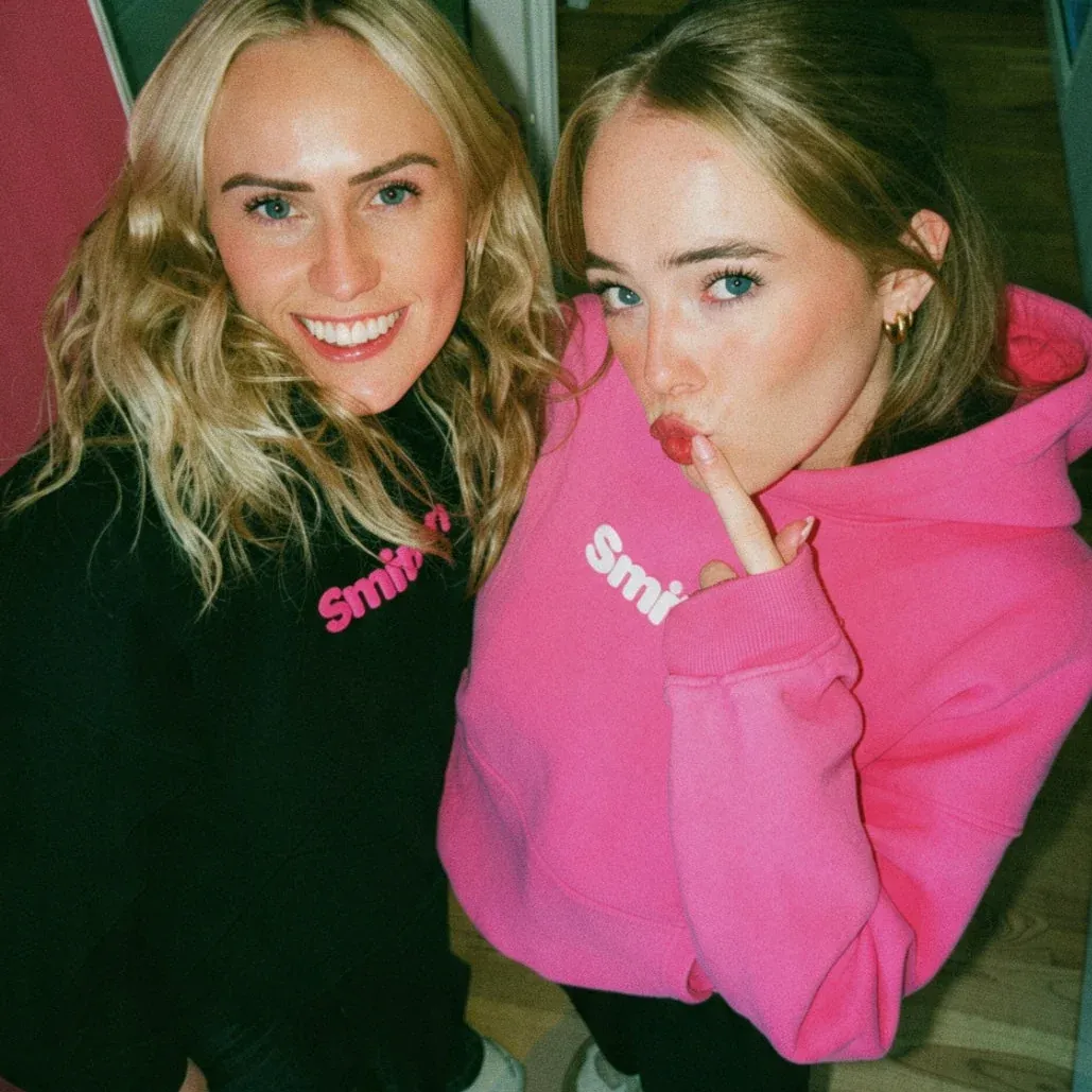 Smitten Hoodie in Black