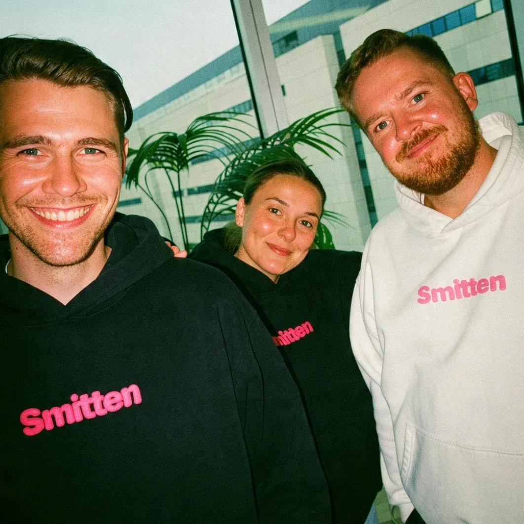 Smitten Hoodie in Black